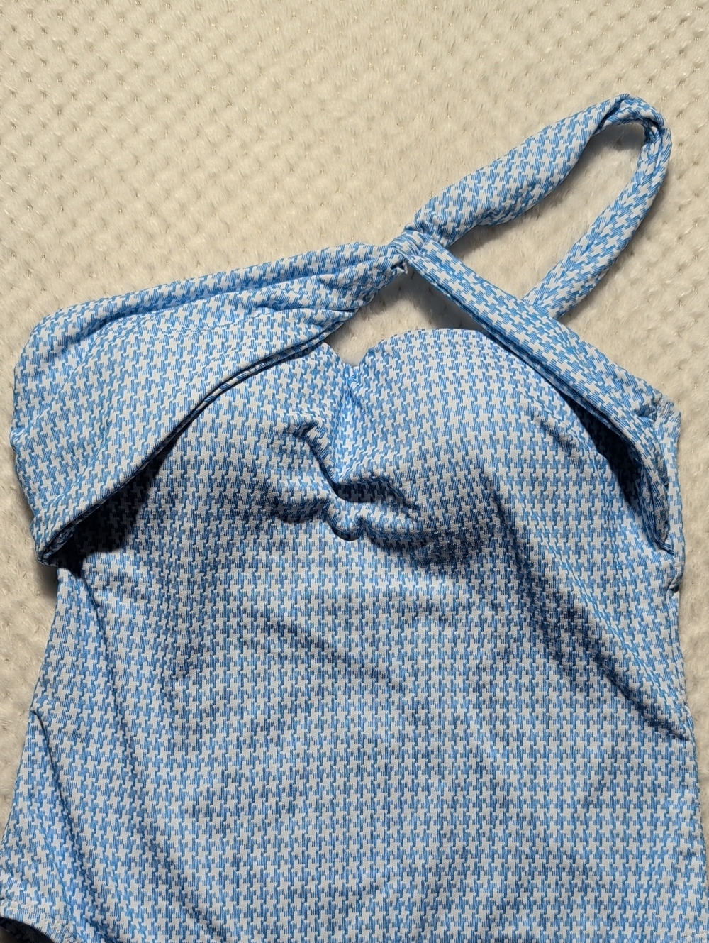 Cupshe Sugar & Spice Houndstooth One Piece Swimsuit - Picture 4 of 12